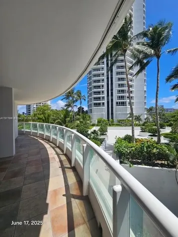 21050 Point Place Aventura FL 33180
