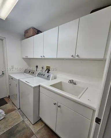 21050 Point Place Aventura FL 33180