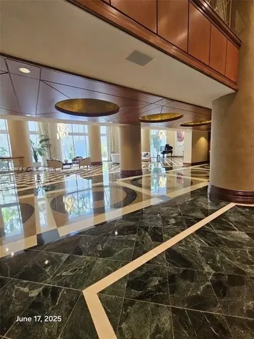 21050 Point Place Aventura FL 33180