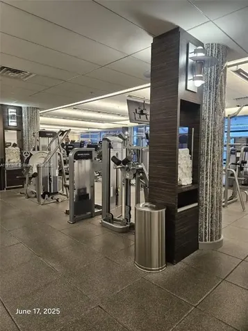 21050 Point Place Aventura FL 33180