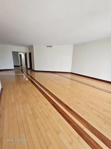 21050 Point Place Aventura FL 33180
