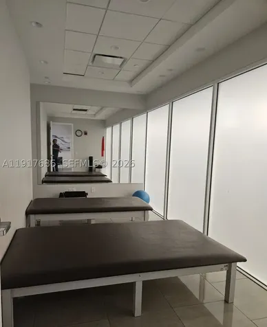 21050 Point Place Aventura FL 33180
