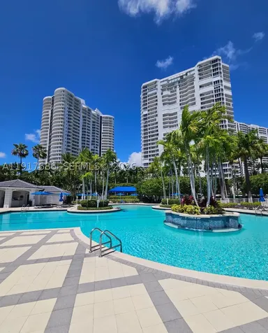 21050 Point Place Aventura FL 33180