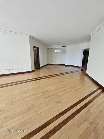 21050 Point Place Aventura FL 33180