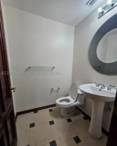 21050 Point Place Aventura FL 33180
