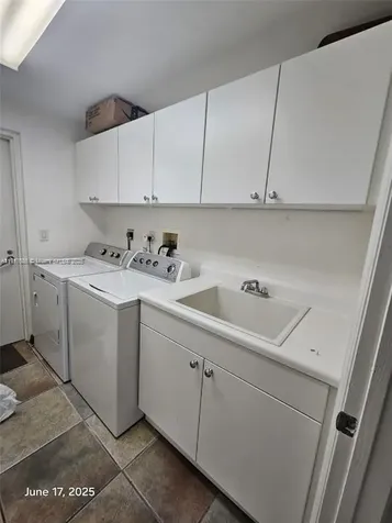 21050 Point Place Aventura FL 33180
