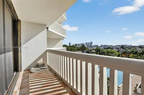 1000 Island Boulevard Aventura FL 33160