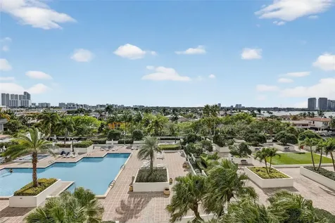 1000 Island Boulevard Aventura FL 33160