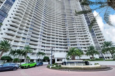 1000 Island Boulevard Aventura FL 33160