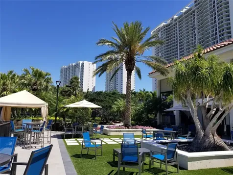 1000 Island Boulevard Aventura FL 33160