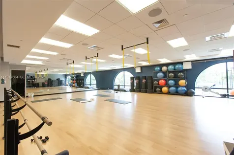 1000 Island Boulevard Aventura FL 33160