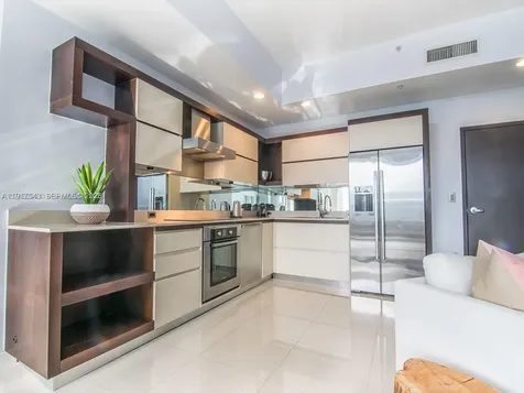 2100 Park Avenue Miami Beach FL 33139