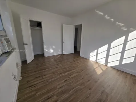 660 84th Street Miami Beach FL 33141