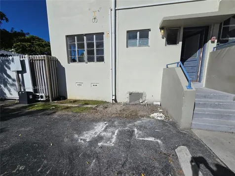 660 84th Street Miami Beach FL 33141