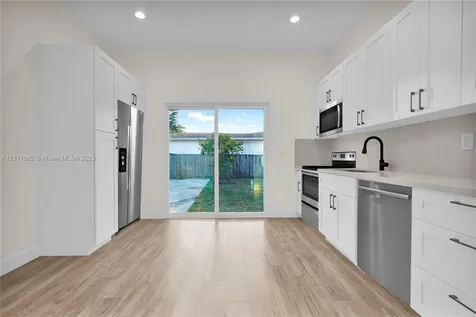 88 SW 29th Avenue Miami FL 33135