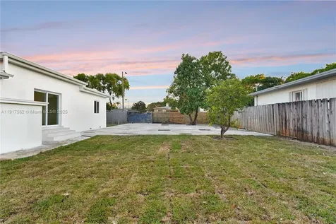 88 SW 29th Avenue Miami FL 33135
