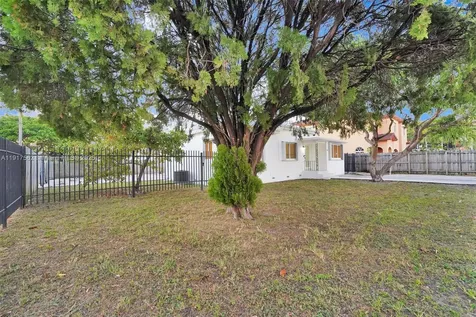 88 SW 29th Avenue Miami FL 33135