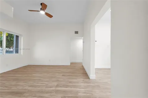 88 SW 29th Avenue Miami FL 33135