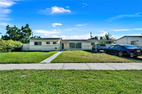 10100 Nicaragua Drive Cutler Bay FL 33189