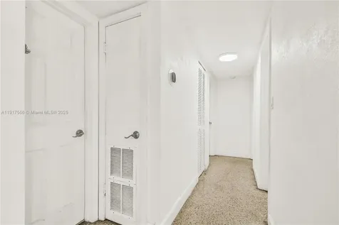 10100 Nicaragua Drive Cutler Bay FL 33189