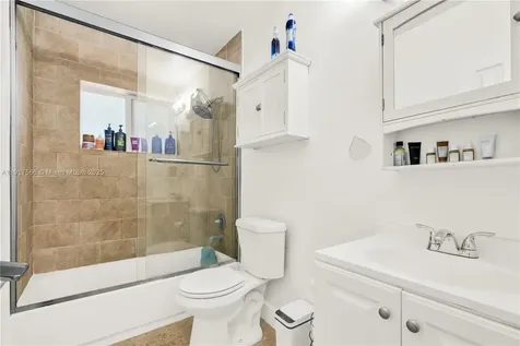 10100 Nicaragua Drive Cutler Bay FL 33189
