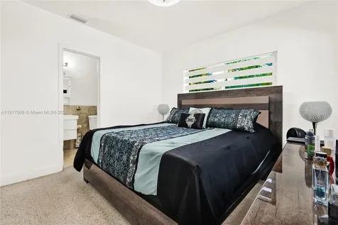 10100 Nicaragua Drive Cutler Bay FL 33189