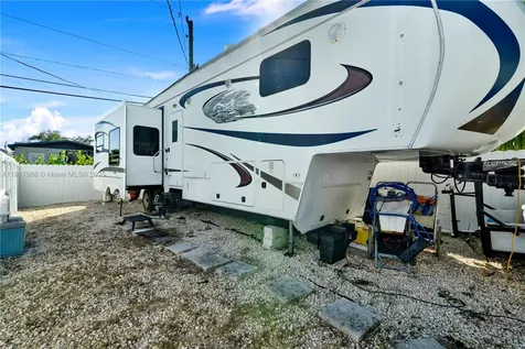 10100 Nicaragua Drive Cutler Bay FL 33189