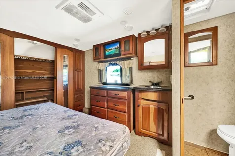 10100 Nicaragua Drive Cutler Bay FL 33189