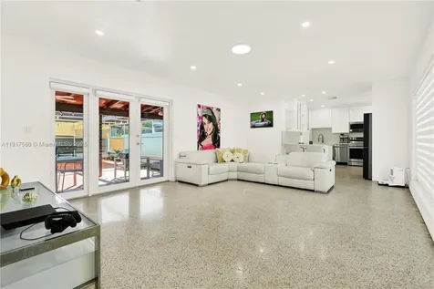10100 Nicaragua Drive Cutler Bay FL 33189