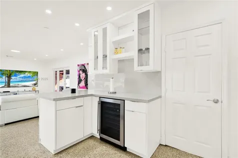 10100 Nicaragua Drive Cutler Bay FL 33189