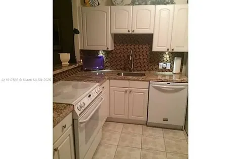 3475 N Country Club Drive Aventura FL 33180