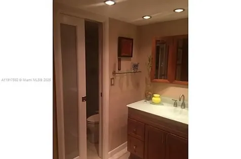 3475 N Country Club Drive Aventura FL 33180