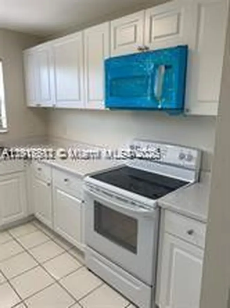 1316 White Pine Drive Wellington FL 33414