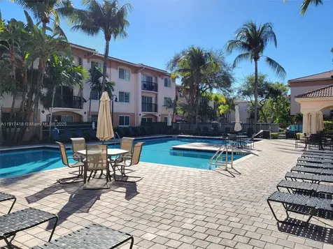 2015 SE 10th Avenue Fort Lauderdale FL 33316