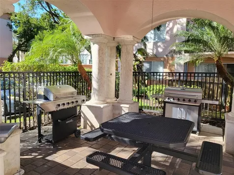 2015 SE 10th Avenue Fort Lauderdale FL 33316