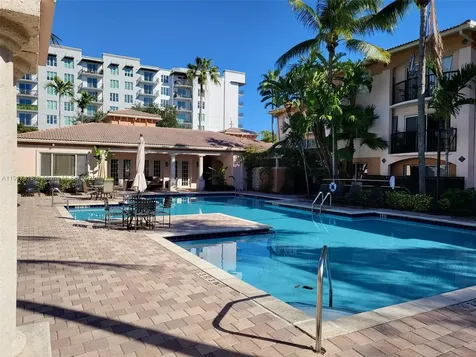 2015 SE 10th Avenue Fort Lauderdale FL 33316