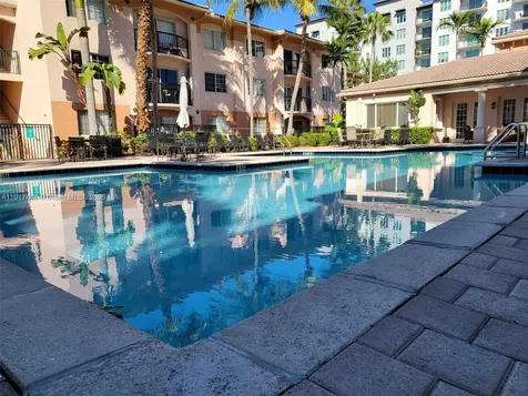 2015 SE 10th Avenue Fort Lauderdale FL 33316