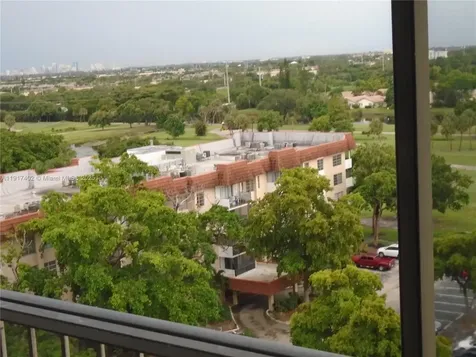 4174 Inverrary Drive Lauderhill FL 33319