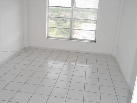 4174 Inverrary Drive Lauderhill FL 33319