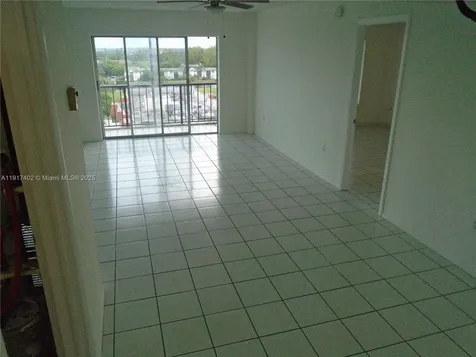 4174 Inverrary Drive Lauderhill FL 33319