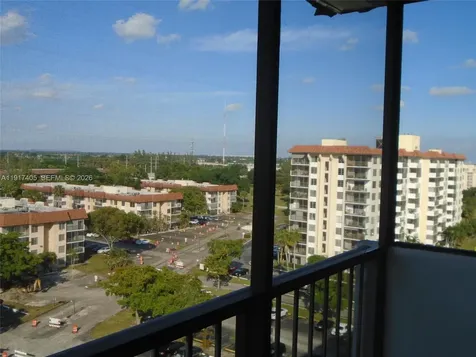 4174 Inverrary Drive Lauderhill FL 33319