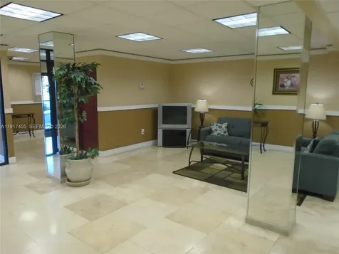 4174 Inverrary Drive Lauderhill FL 33319