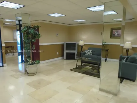 4174 Inverrary Drive Lauderhill FL 33319