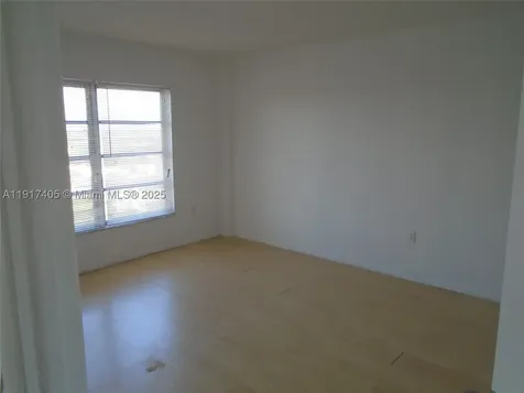 4174 Inverrary Drive Lauderhill FL 33319
