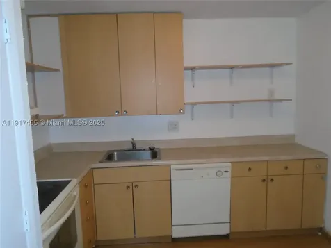 4174 Inverrary Drive Lauderhill FL 33319