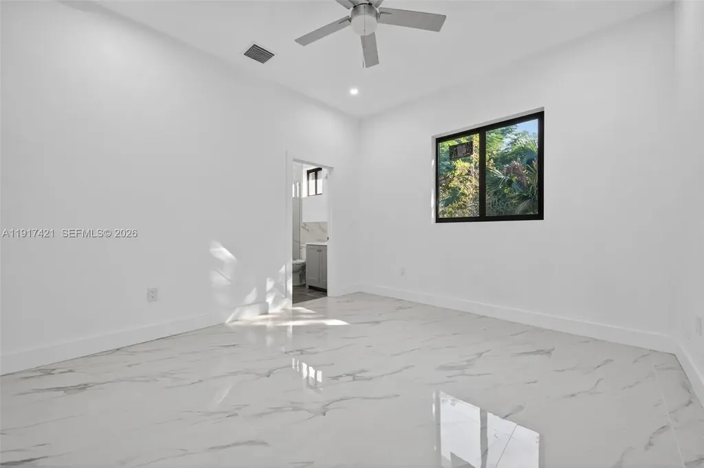 2250 NW 7th Court Fort Lauderdale FL 33311