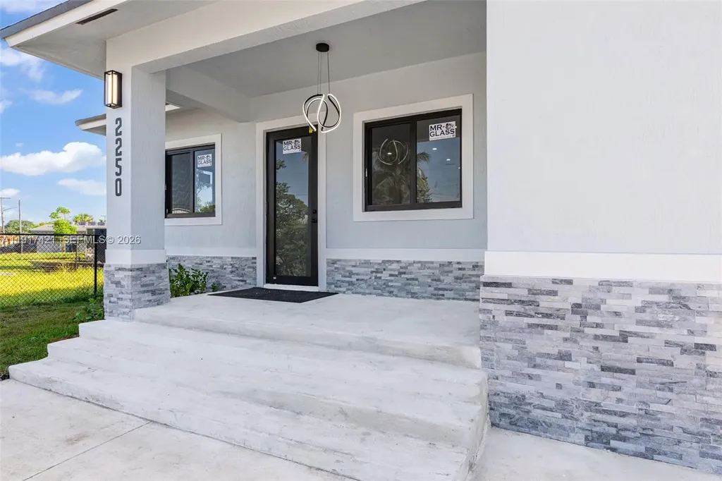 2250 NW 7th Court Fort Lauderdale FL 33311