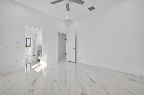 2250 NW 7th Court Fort Lauderdale FL 33311