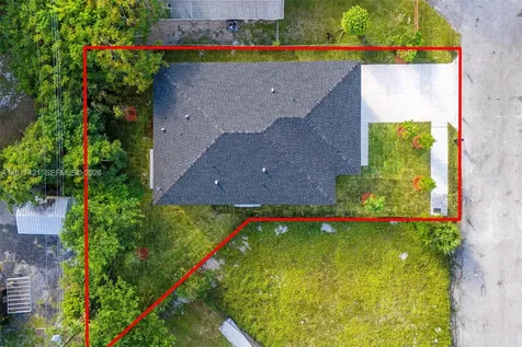 2250 NW 7th Court Fort Lauderdale FL 33311