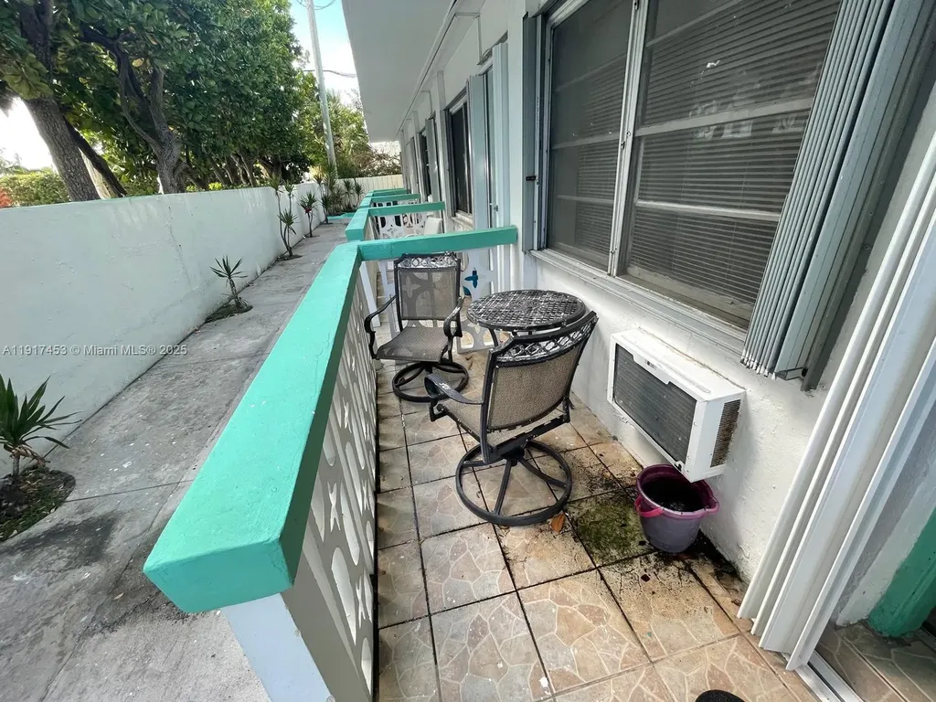 6490 Collins Avenue Miami Beach FL 33141